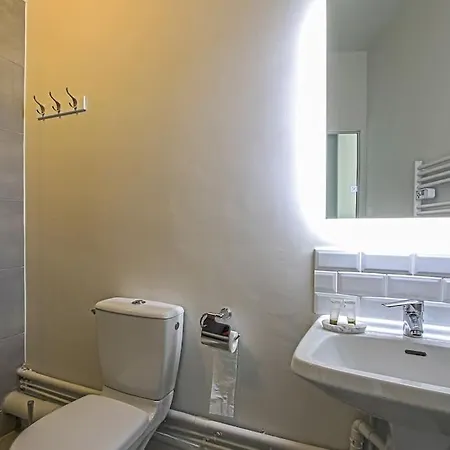 Le Petit Morny. Renove Lumineux Et شقة *