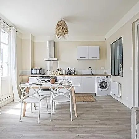 Le Petit Morny. Renove Lumineux Et * Deauville
